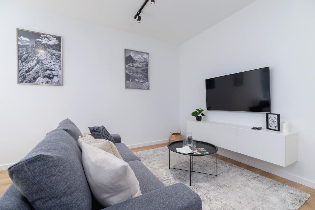 Luxurious Apartment Rakowicka Krakow By Renters Prestige Zewnętrze zdjęcie