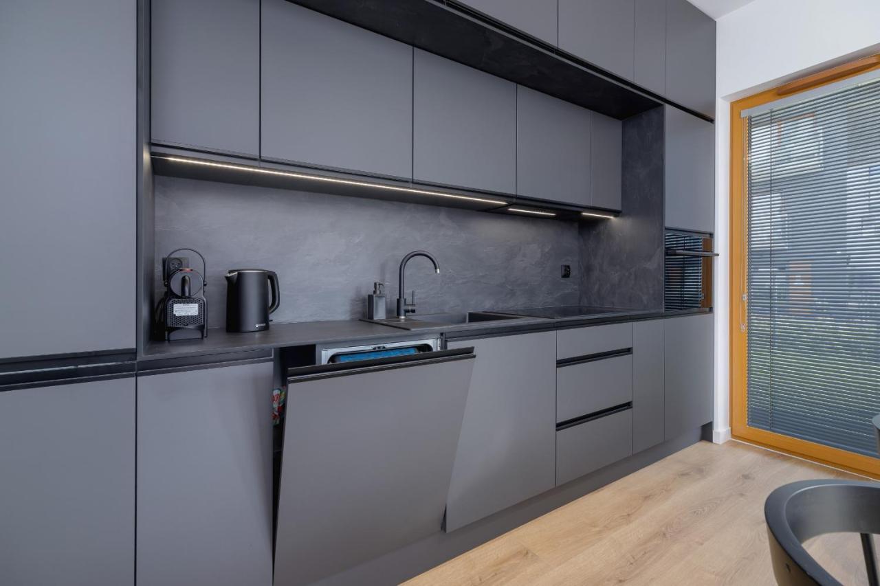Luxurious Apartment Rakowicka Krakow By Renters Prestige Zewnętrze zdjęcie