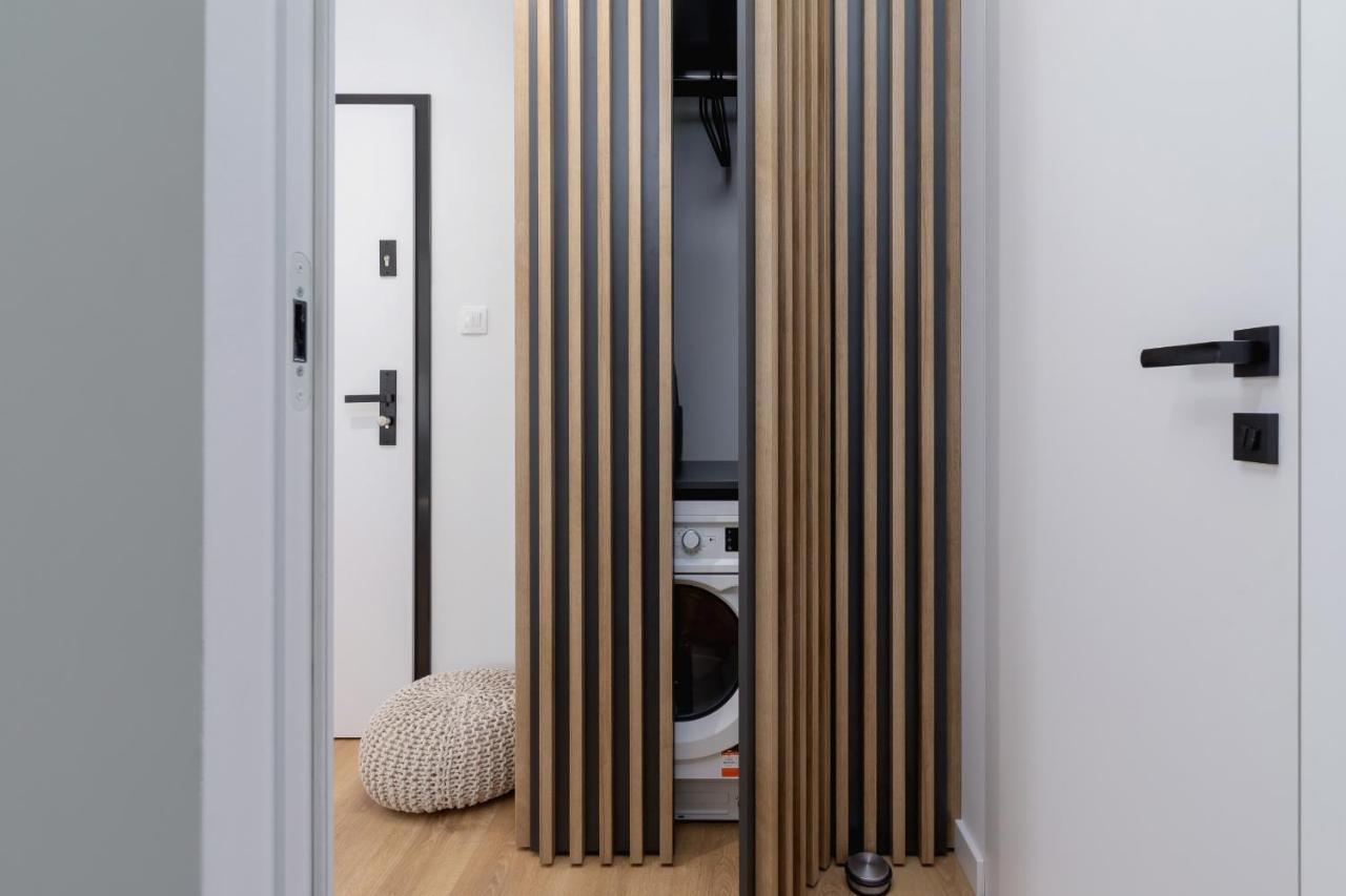 Luxurious Apartment Rakowicka Krakow By Renters Prestige Zewnętrze zdjęcie